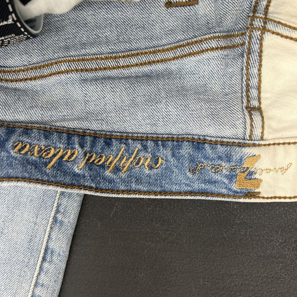 7 for all Mankind Cropped Alexa Raw Hem Colorblock White and Blue Jeans Womens S - Picture 9 of 16